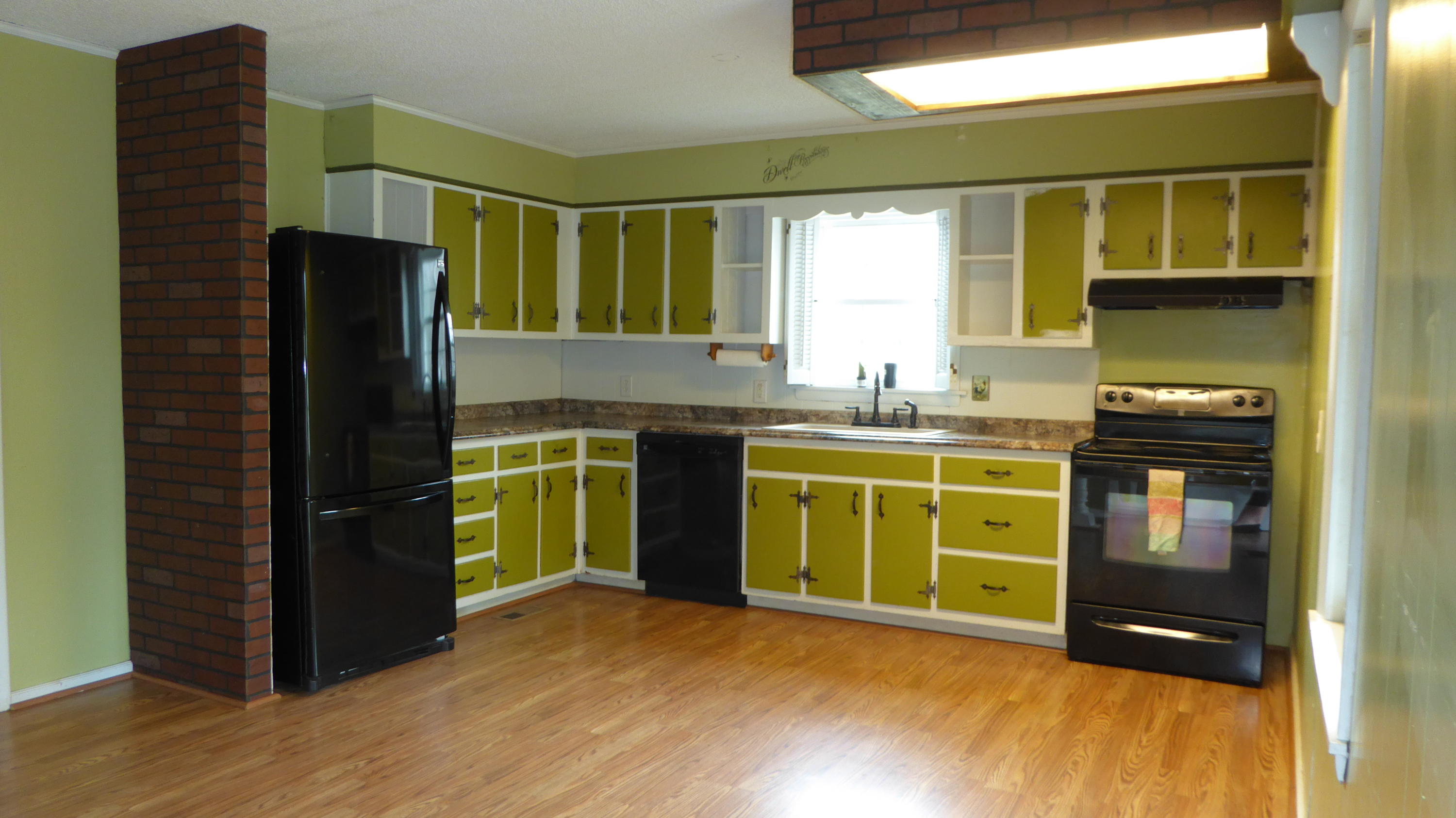30 Angel Ridge Lane Boones Mill, VA 24065 - Photo 19 of 41 20 Kitchen