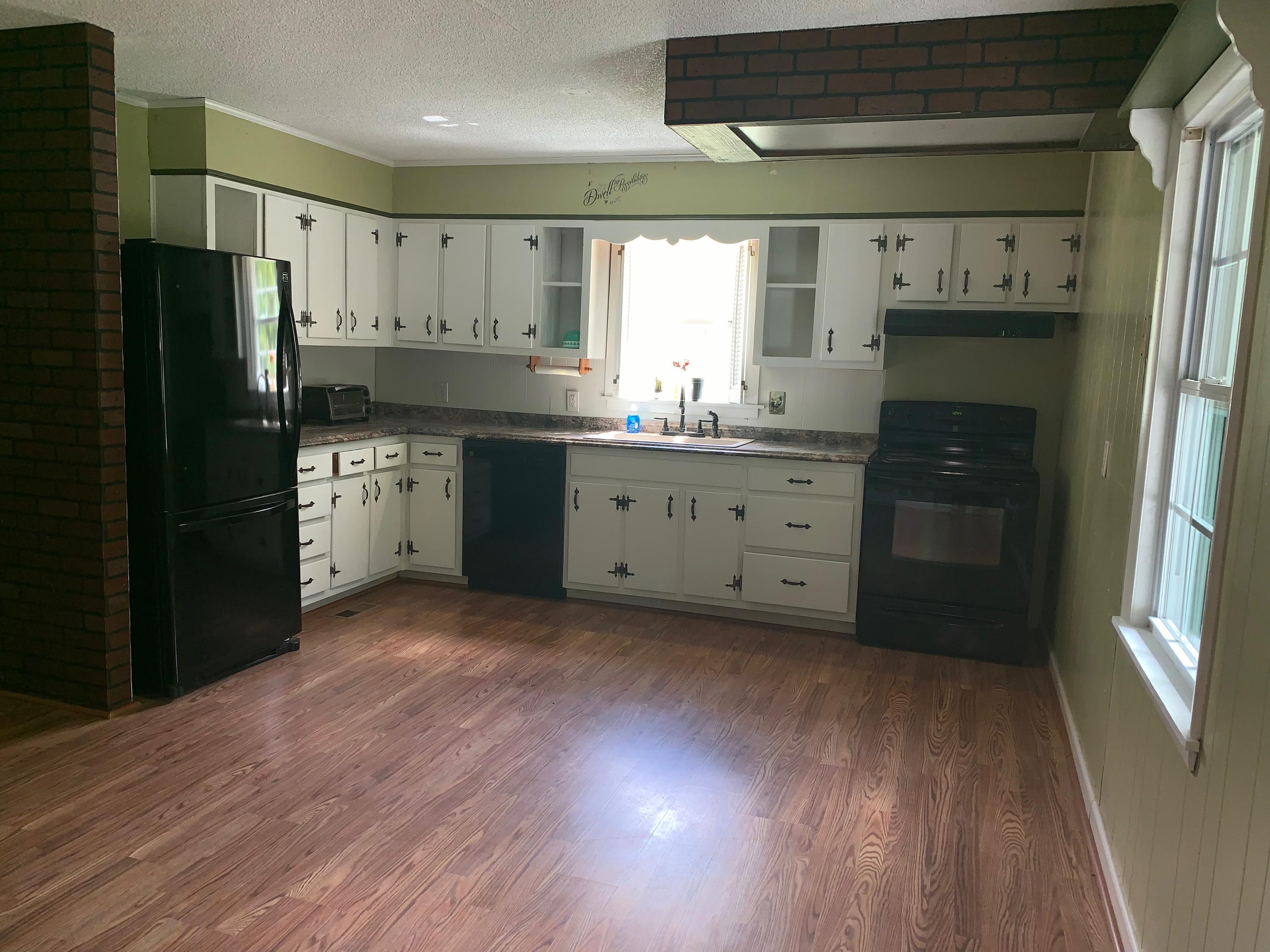 3 Kitchen