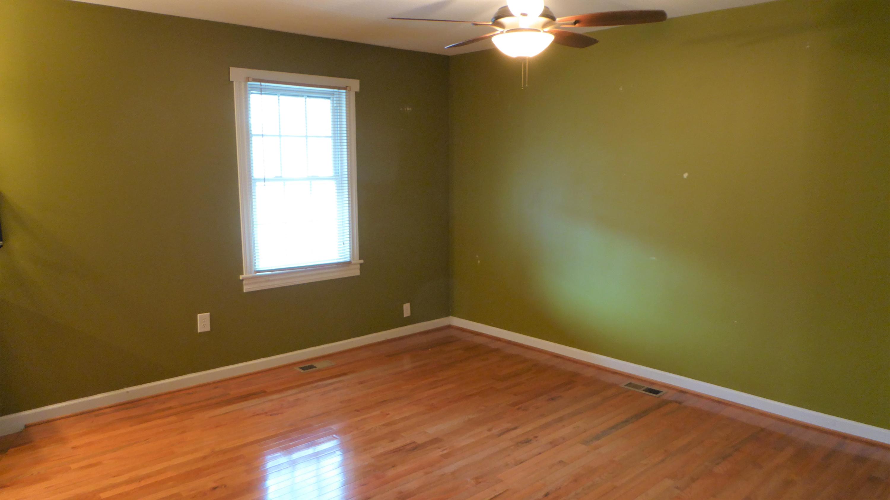 5 Master Bedroom