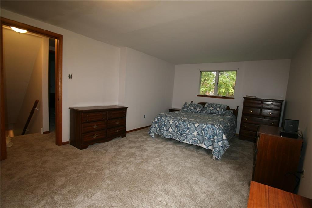 68 Shuster Road Gibsonia, PA 15044 - Photo 14 of 19 Master bedroom