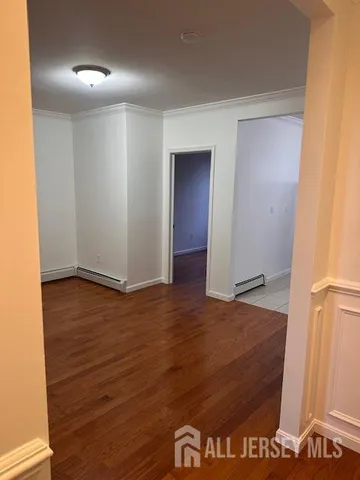 $2,100 | 101 Avenue F | Kensington
