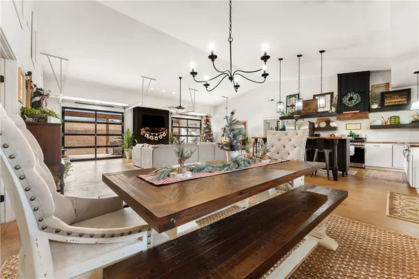 $800,000 | 411 Sweetwater Club Drive, Seneca, SC 29672