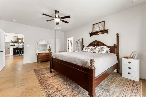 $800,000 | 411 Sweetwater Club Drive, Seneca, SC 29672