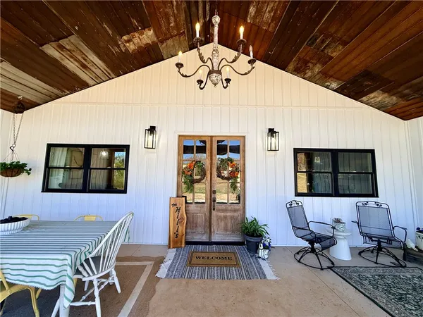 $800,000 | 411 Sweetwater Club Drive, Seneca, SC 29672