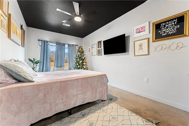 $999,000 | 411 Sweetwater Club Drive, Seneca, SC 29672