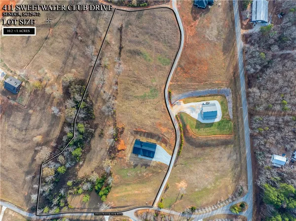$800,000 | 411 Sweetwater Club Drive, Seneca, SC 29672