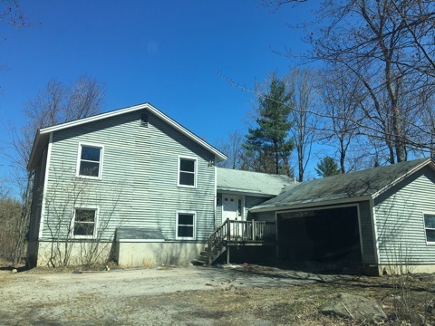 161 Middle Road Deerfield, NH 03037 - Photo 1 of 14