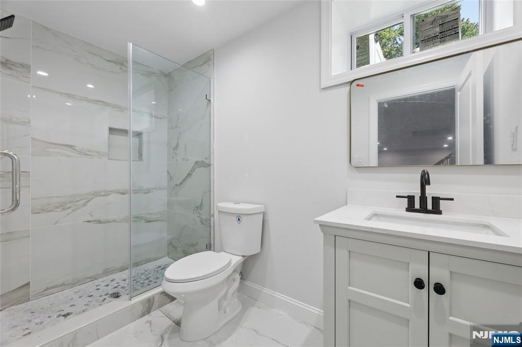532 Hobart Road Paramus, NJ 07652 - Photo 40 of 46