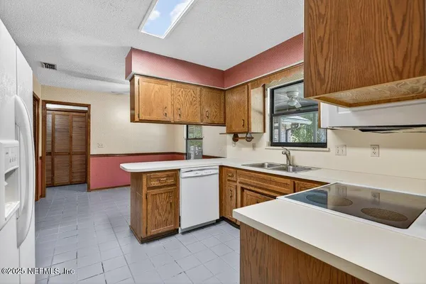 $395,000 | 2722 Bottomridge Drive, Orange Park, FL 32065