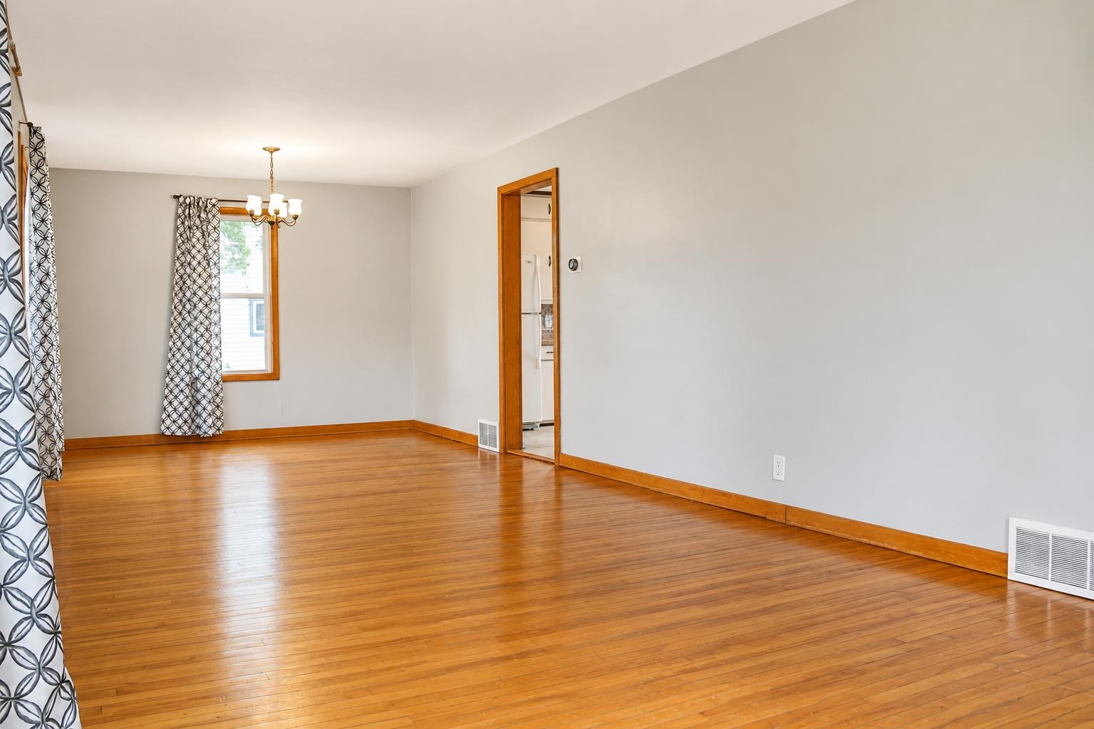 304 North Thomas Street Merrill, WI 54452 - Photo 11 of 17