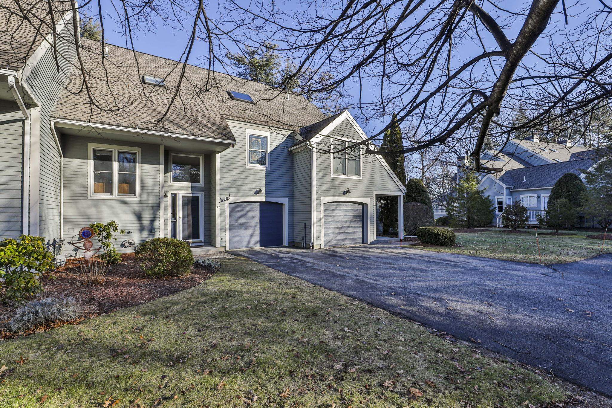 39 Hawthorne Village Road Nashua, NH 03062 - Photo 1 of 39 Gallery Image 1