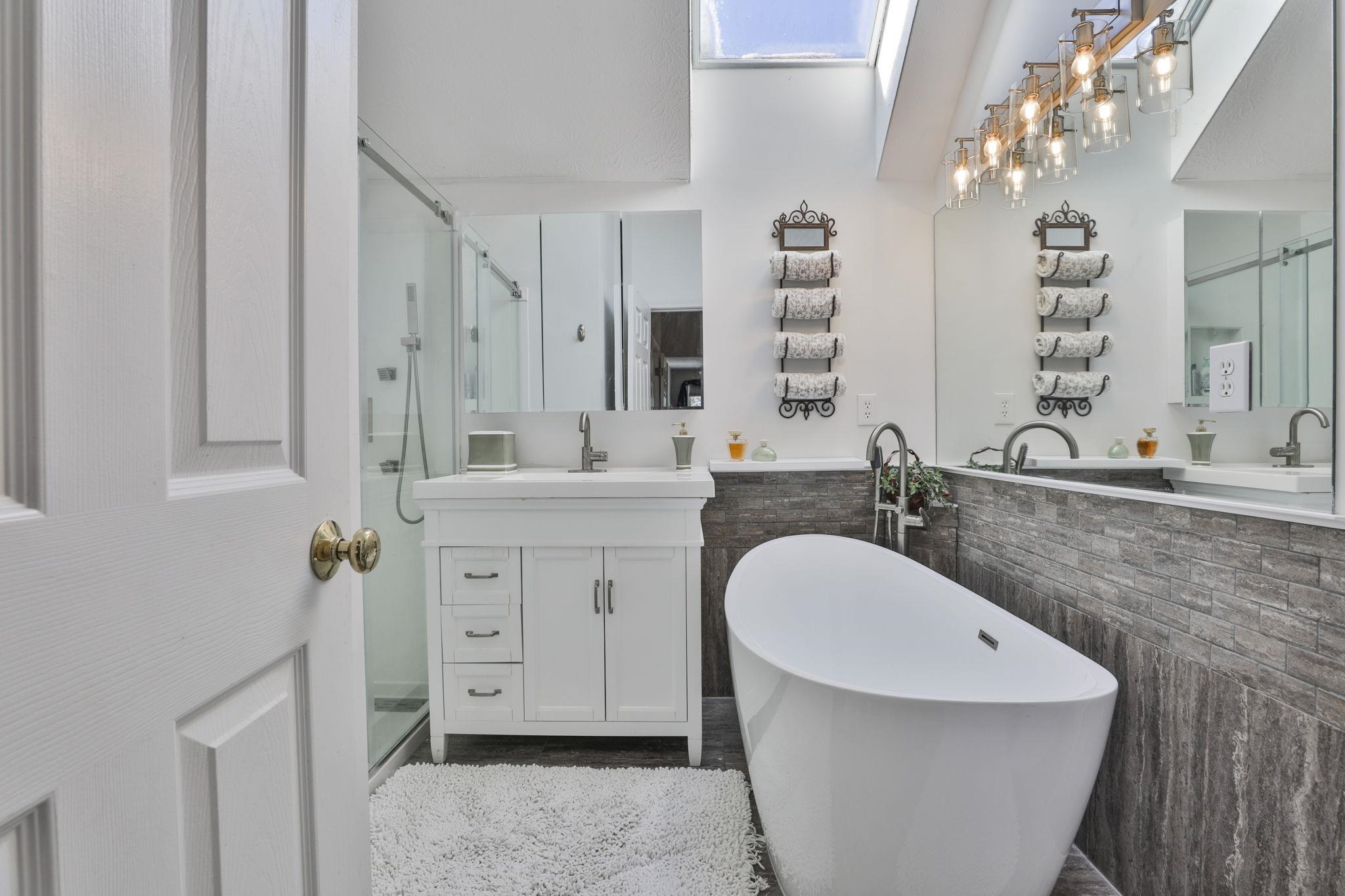 39 Hawthorne Village Road Nashua, NH 03062 - Photo 15 of 39 Gallery Image 15