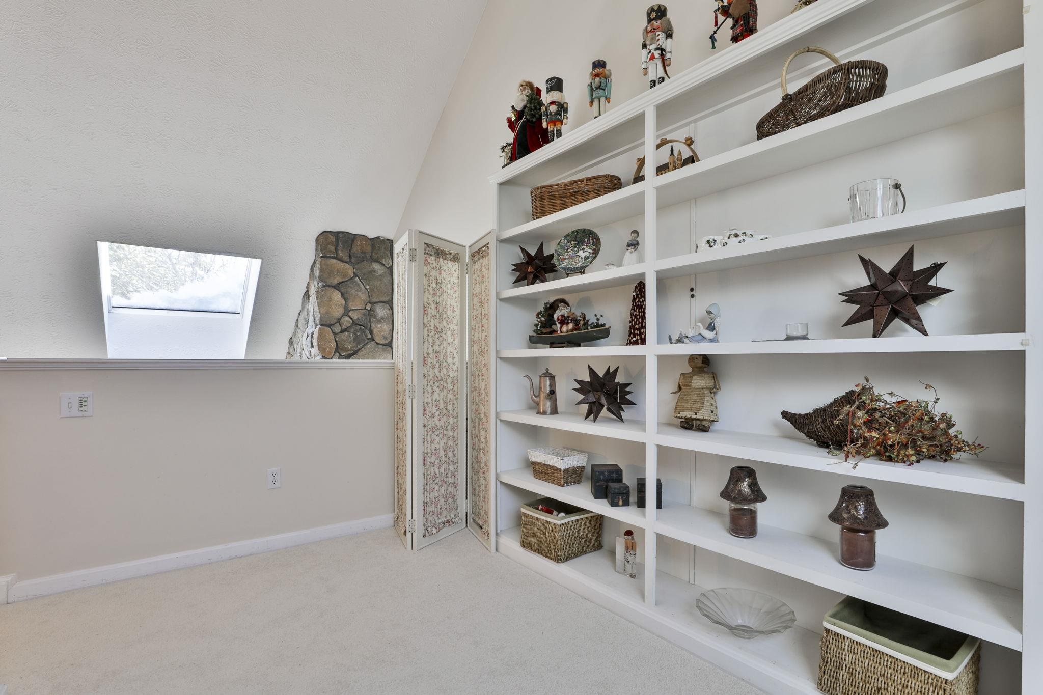 39 Hawthorne Village Road Nashua, NH 03062 - Photo 21 of 39 Gallery Image 21