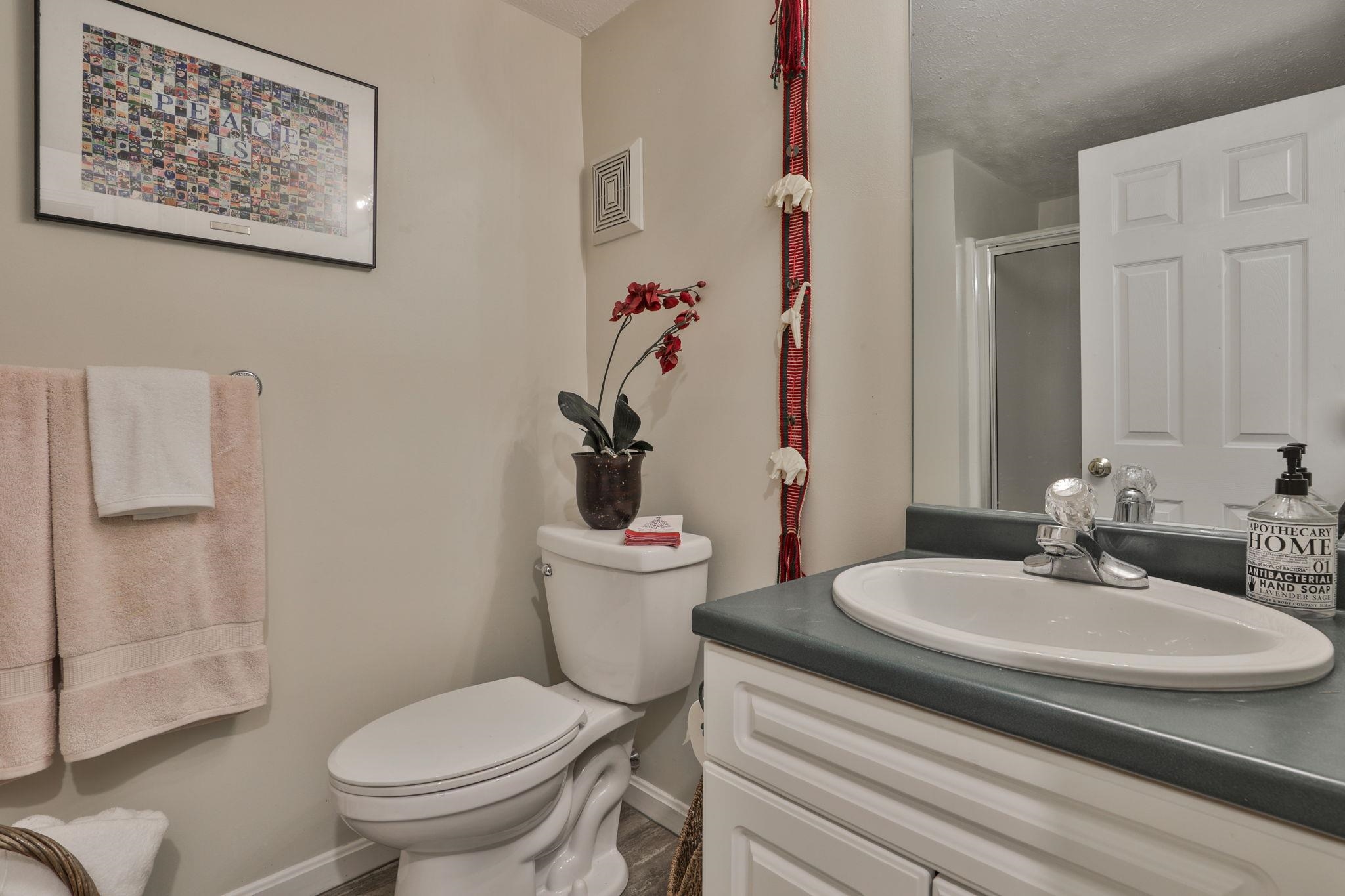 39 Hawthorne Village Road Nashua, NH 03062 - Photo 27 of 39 Gallery Image 27