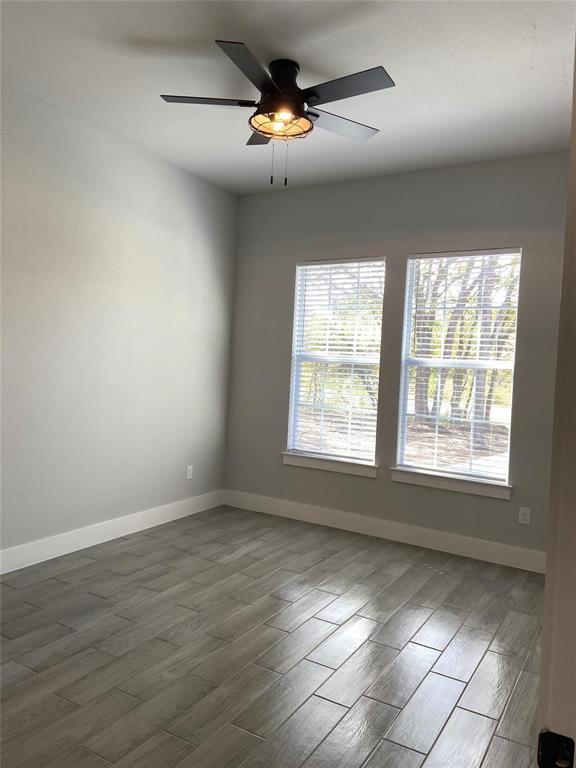 409-411 Cleveland Road Granbury, TX 76049 - Photo 8 of 20