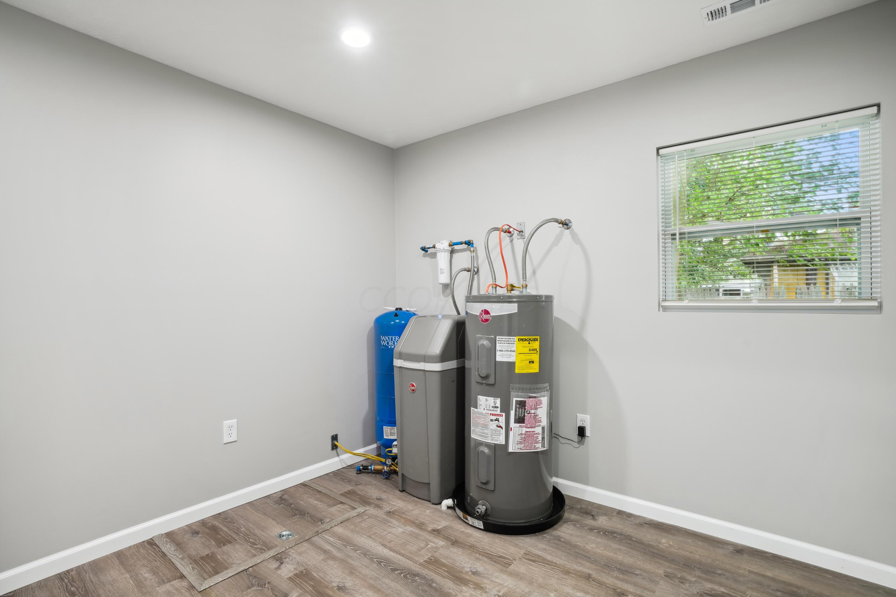 6705 Johnson Road Galloway, OH 43119 - Photo 19 of 30 1st Floor Laundry Room and Mechanical Room