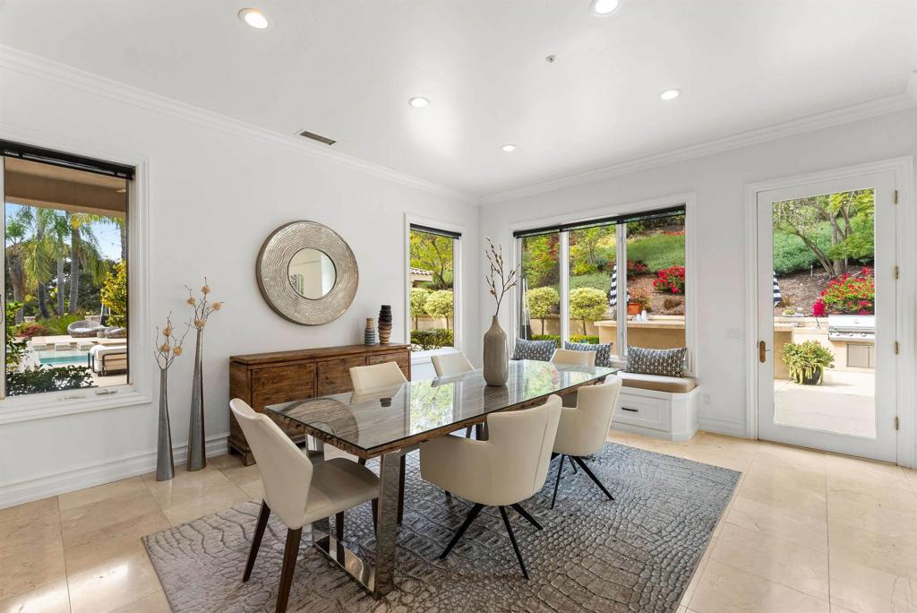 7345 Vista Rancho Court Rancho Santa Fe, CA 92091 - Photo 17 of 60