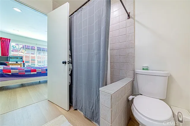 $1,380,000 | 26 Seton Road, Irvine, CA 92612