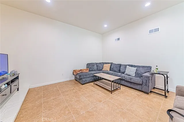 $1,380,000 | 26 Seton Road, Irvine, CA 92612