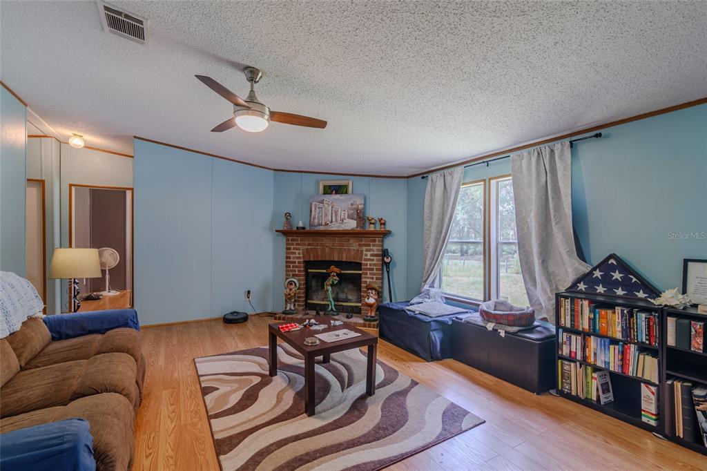 19050 Northeast 3rd Court Citra, FL 32113 - Photo 15 of 23