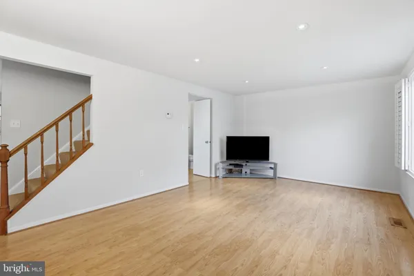$480,000 | 14415 Pebble Hill Lane, North Potomac, MD 20878