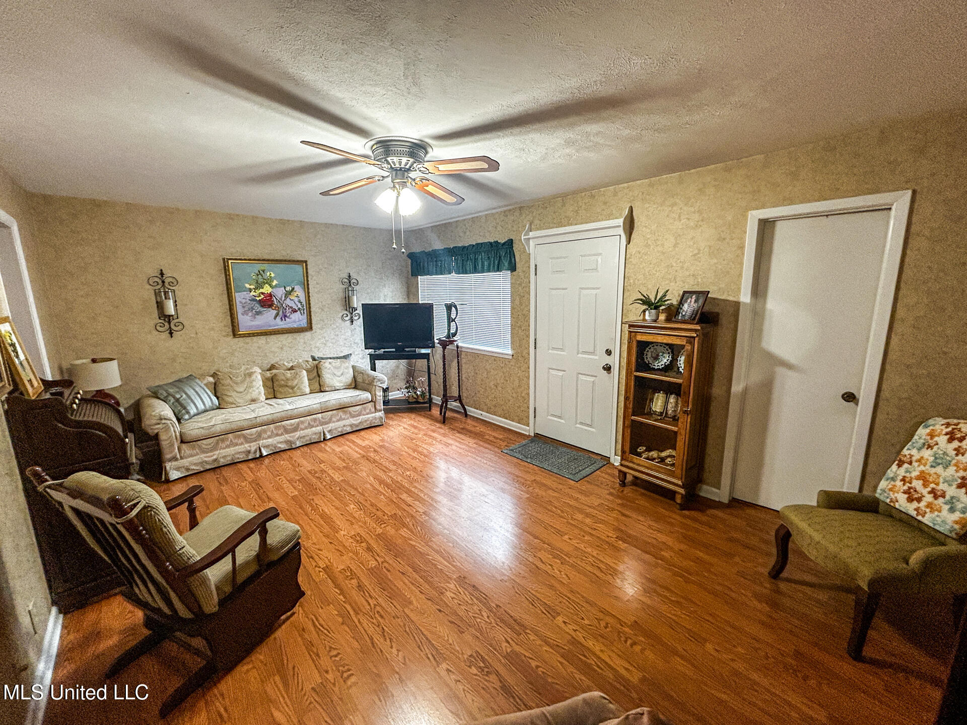 342 Lakebend Drive Brandon, MS 39042 - Photo 3 of 15 3