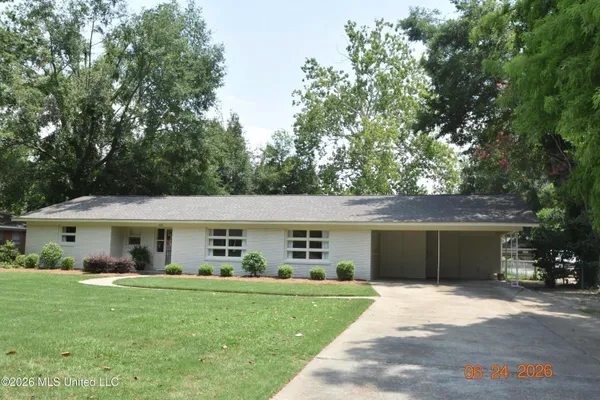$230,000 | 408 East Park Avenue, Greenwood, MS 38930