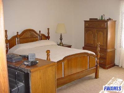 2011 Pleasant Ridge Road Fort Wayne, IN 46819 - Photo 7 of 8