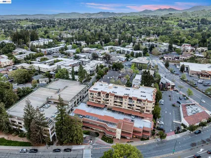$748,000 | 1201 Alta Vista Court, Unit 108, Walnut Creek, CA 94596