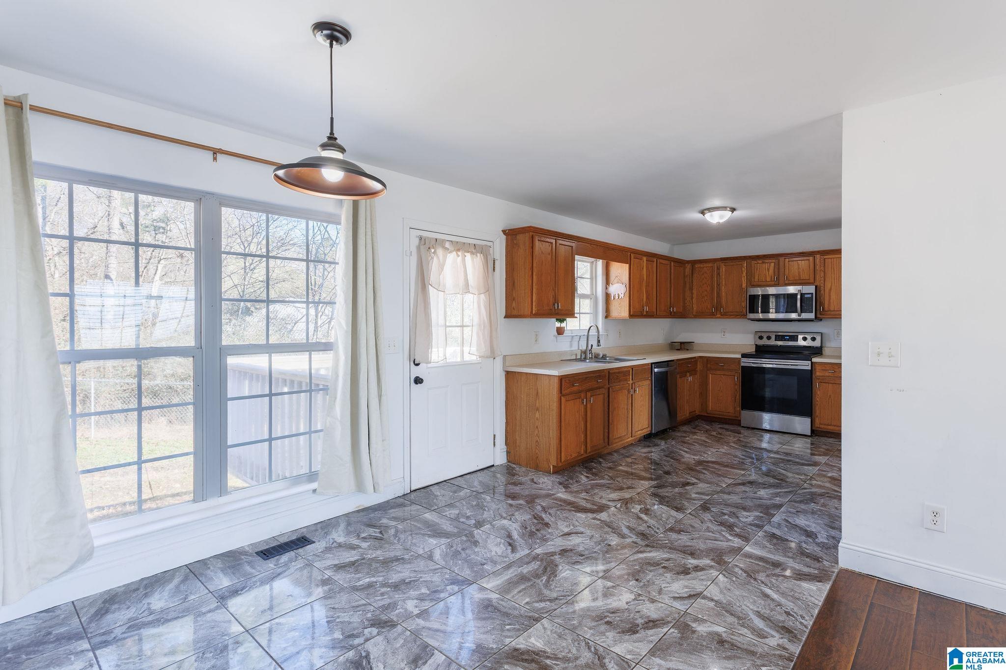 11 Wet Cat Road Hayden, AL 35079 - Photo 13 of 47