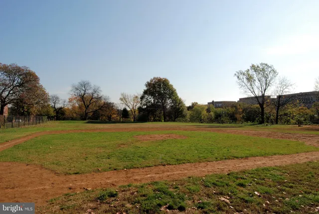 $2,820 | 2500 Q Street Northwest, Unit 620, Washington, DC 20007