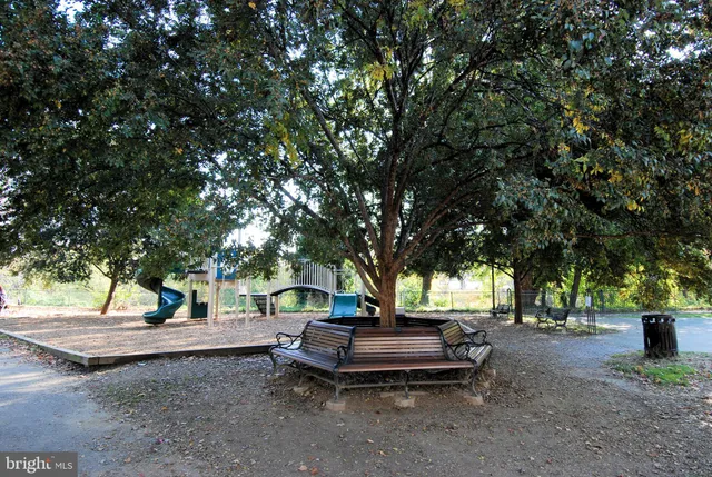 $2,820 | 2500 Q Street Northwest, Unit 620, Washington, DC 20007