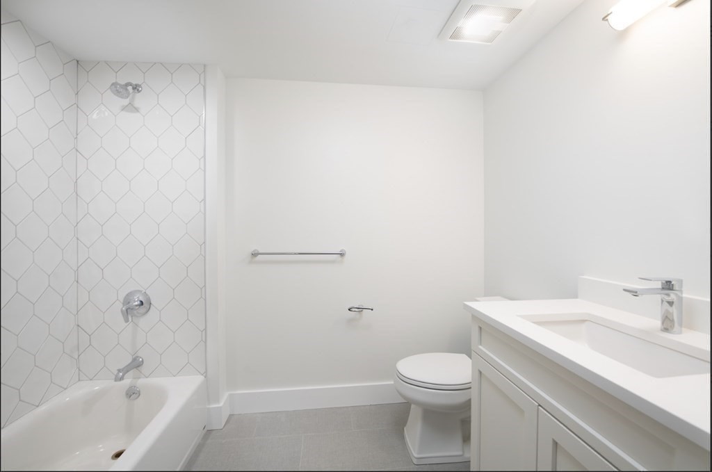 425 Border Street, Unit 503 Boston, MA 02128 - Photo 12 of 16