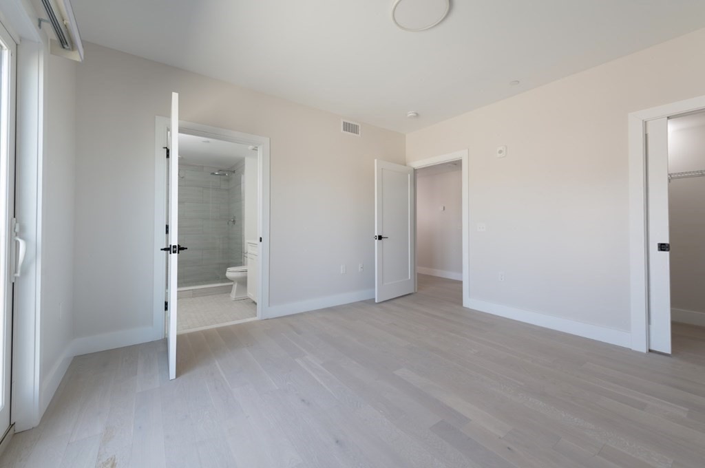 425 Border Street, Unit 503 Boston, MA 02128 - Photo 8 of 16