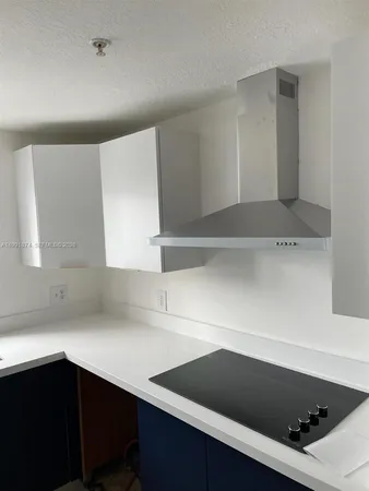 $4,000 | 170 Southeast 14th Street, Unit 3005, Miami, FL 33131