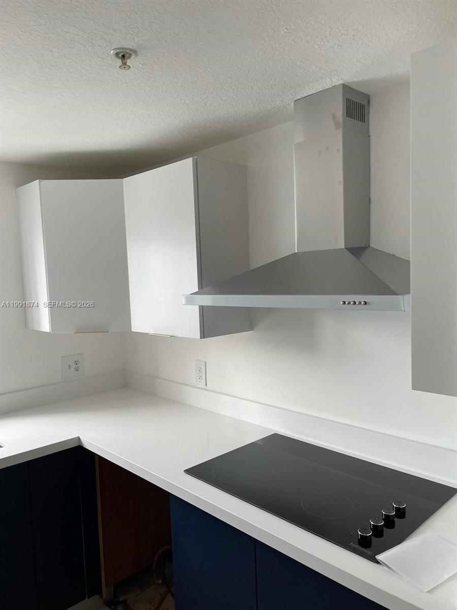 170 Southeast 14th Street, Unit 3005 Miami, FL 33131 - Photo 15 of 19