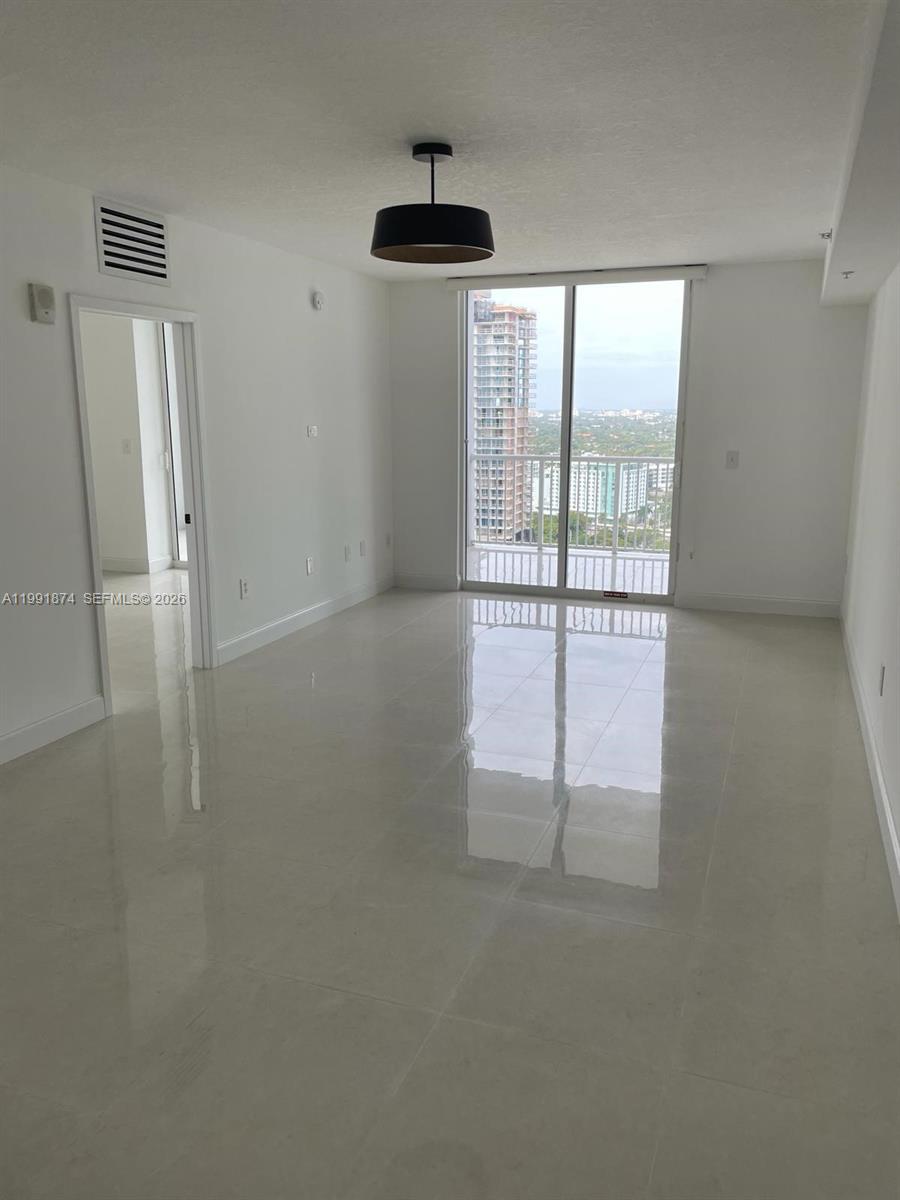 170 Southeast 14th Street, Unit 3005 Miami, FL 33131 - Photo 19 of 19