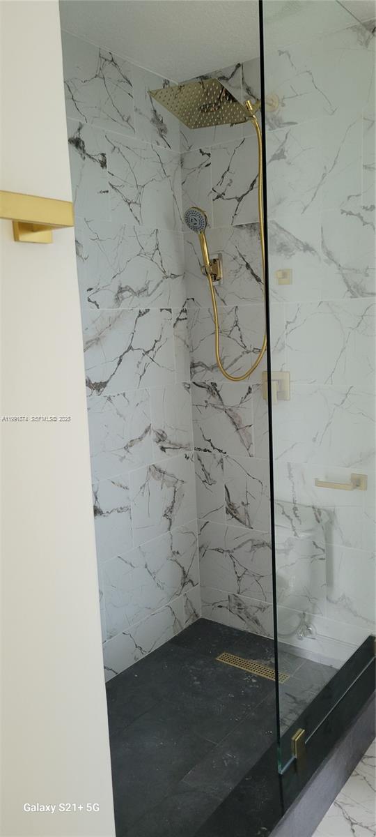 170 Southeast 14th Street, Unit 3005 Miami, FL 33131 - Photo 20 of 20 a view of bath room