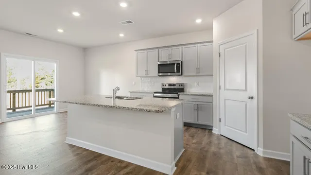 $371,240 | 3044 Platinum Circle, West End, NC 27376