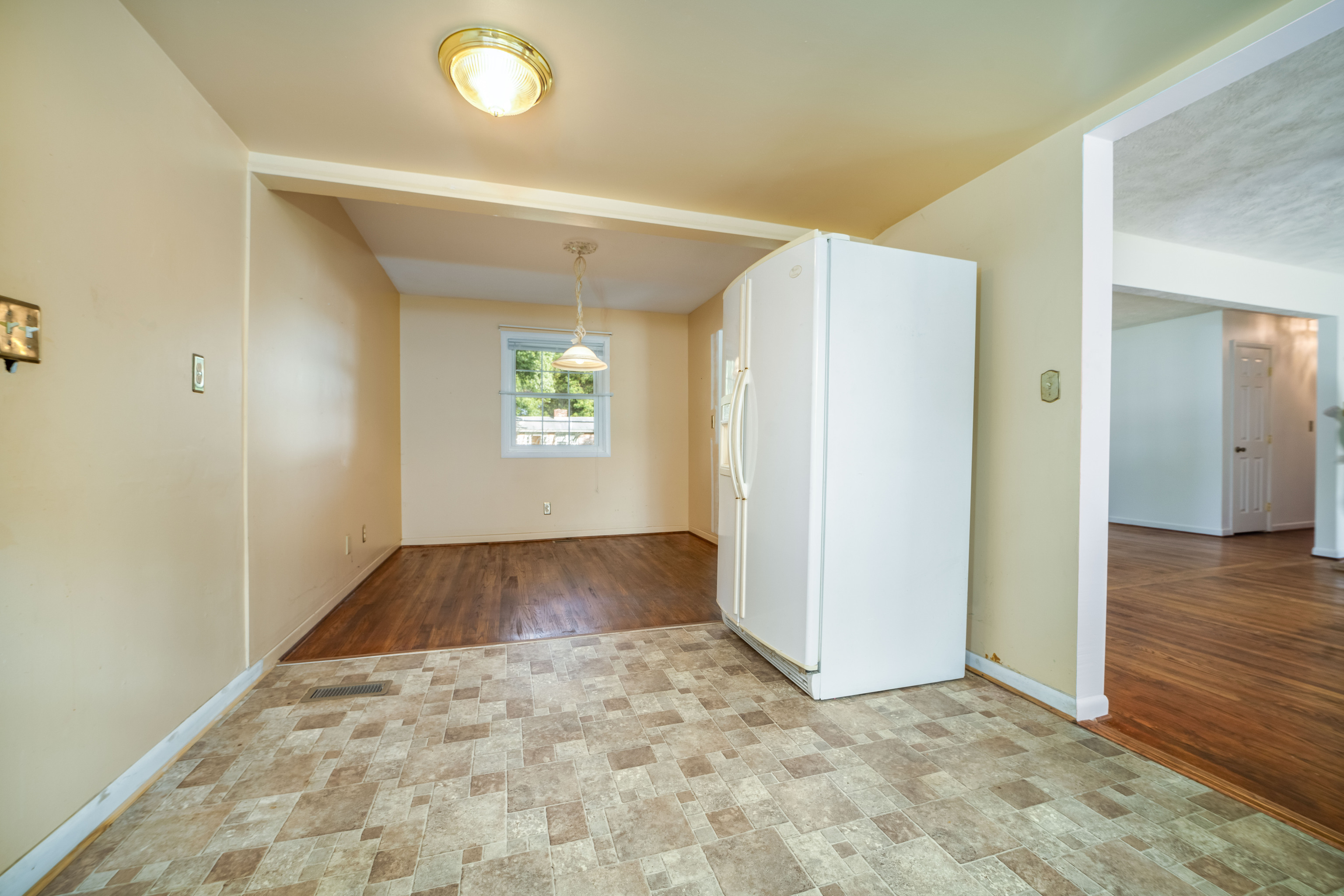 66 Mid Drive Richmond, IN 47374 - Photo 10 of 19 Gallery Image 10