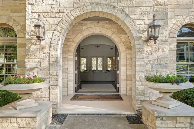 $15,000 | 5902 Saratoga Cove, Austin, TX 78746