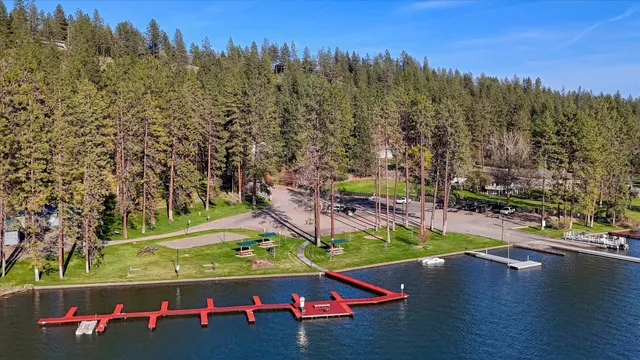 $475,000 | 16610 North Suncrest Drive, Nine Mile Falls, WA 99026