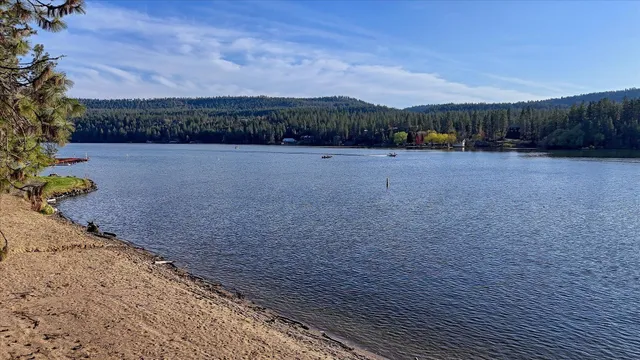 $475,000 | 16610 North Suncrest Drive, Nine Mile Falls, WA 99026