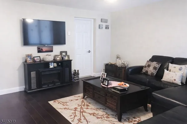 $2,400 | 520 Turnpike C107 Pompton Plains, Unit 107, Pompton Plains, NJ 07444