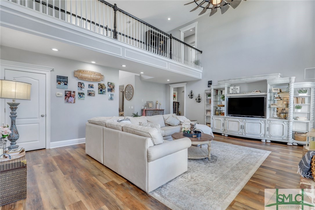 803 Honey Ridge Road Guyton, GA 31312 - Photo 10 of 50 This 23'2 X over 18' great room is a true wow fact