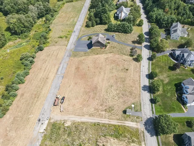 $1,395,000 | 26 D Meadow Lane, Southborough, MA 01772