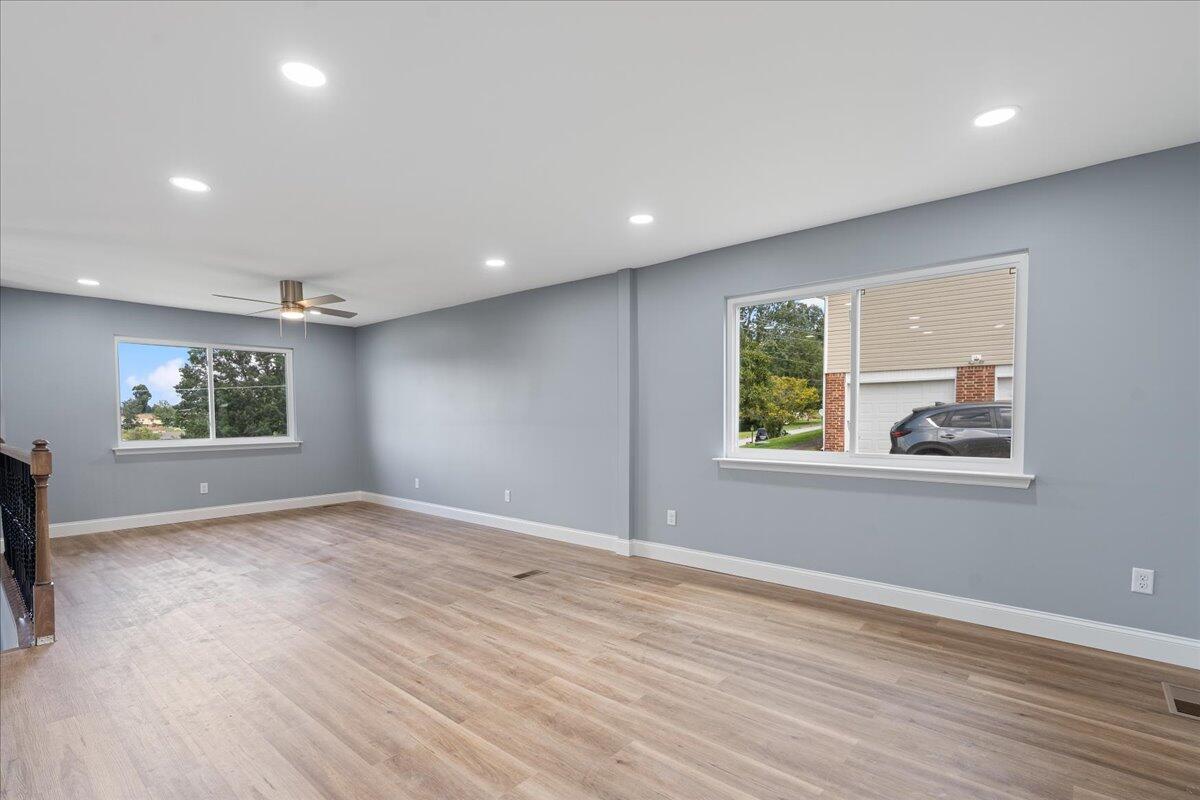 8260 Clipper Drive Chattanooga, TN 37421 - Photo 4 of 31 04-8260 Clipper Dr-4