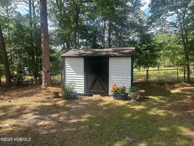 $2,200 | 611 East L Ives Drive, Aberdeen, NC 28315