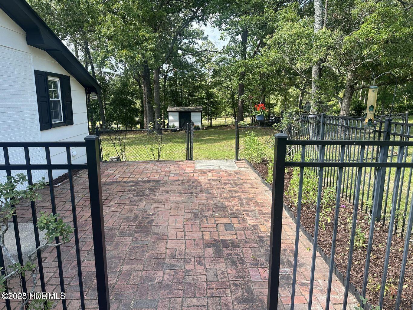 611 East L Ives Drive Aberdeen, NC 28315 - Photo 19 of 24 20230602204639598266000000-o