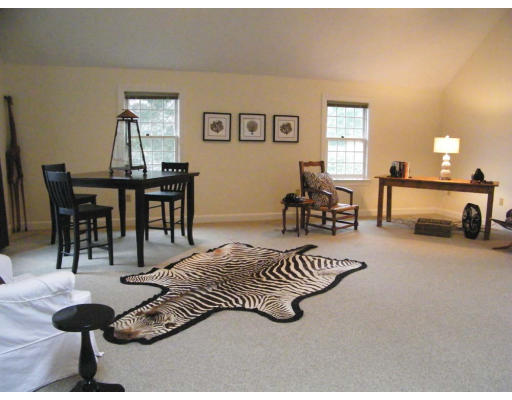 10 Westminster Rd Way Andover, MA 01810 - Photo 8 of 12 Gallery Image 8